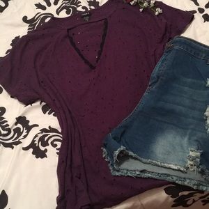Torrid cut out v-neck purple top